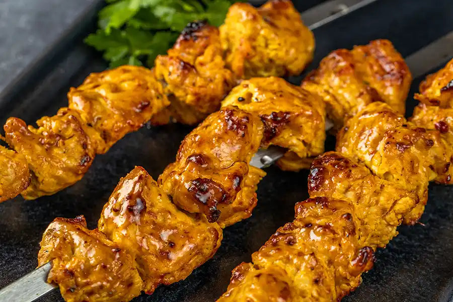 Brochette de poulet au curry thaï légèrement épicé 1 kg